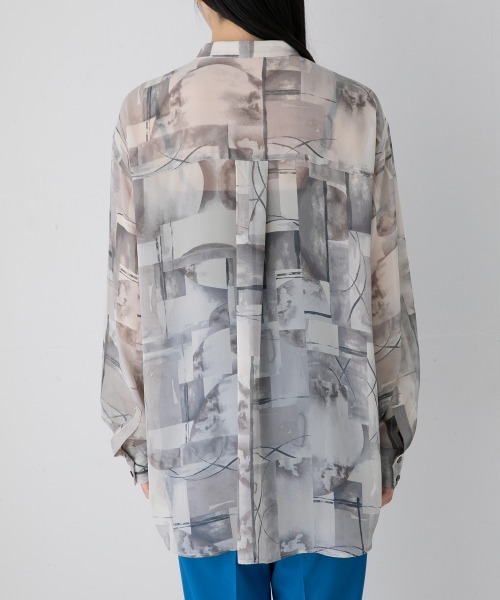 yuw（ユウ）の「アートガラチュニック　945241（シャツ/ブラウス・レディース・ブラック/ベージュ/ピンク・FREE）」の6枚目の写真