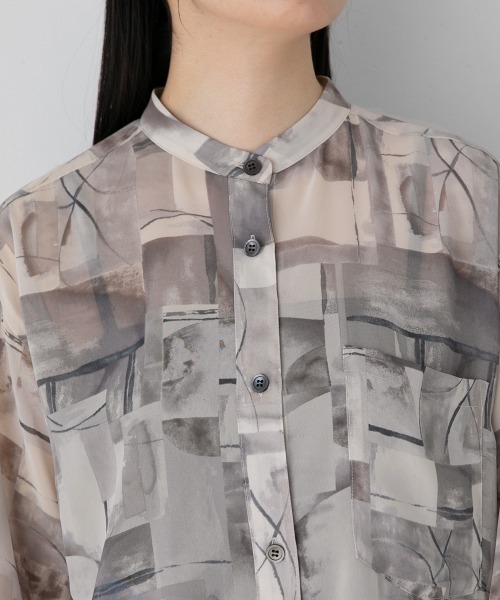 yuw（ユウ）の「アートガラチュニック　945241（シャツ/ブラウス・レディース・ブラック/ベージュ/ピンク・FREE）」の9枚目の写真