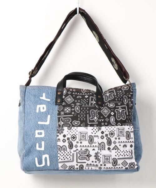 ScoLar(スカラー)の「バンダナ柄2WAYトート(トートバッグ・レディース・レッド/オフホワイト・FREE)」の2枚目の写真