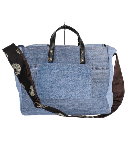 ScoLar(スカラー)の「バンダナ柄2WAYトート(トートバッグ・レディース・レッド/オフホワイト・FREE)」の7枚目の写真