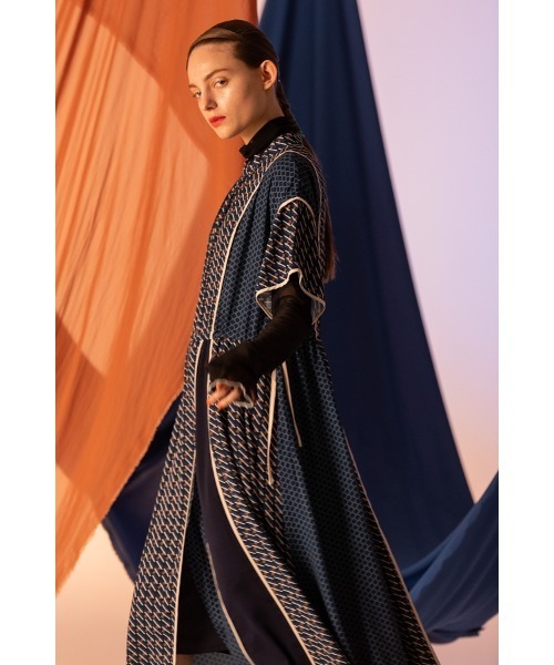 AULA AILA（アウラアイラ）の「幾何学プリントドレス（ドレス・レディース・ブルー/ブラウン/ネイビー・0）」の11枚目の写真