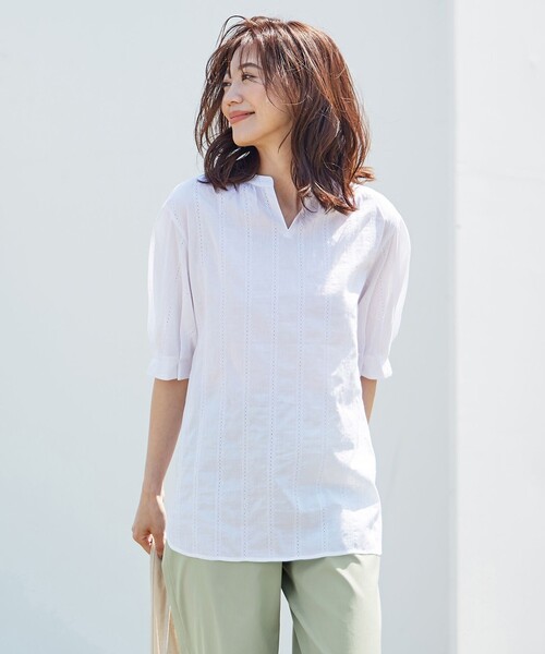 J.PRESS(ジェイプレス)の「【洗える】70アキハレース チュニック ブラウス(シャツ/ブラウス・レディース・ホワイト系/ベージュ系/ライトグリーン系・11/9)」の2枚目の写真