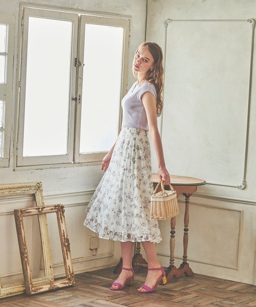 BE RADIANCE(ビーラディエンス)の「Vネックリブニットトップス(ニット/セーター・レディース・ブラウン/ブルー/ラベンダー・FREE)」の10枚目の写真