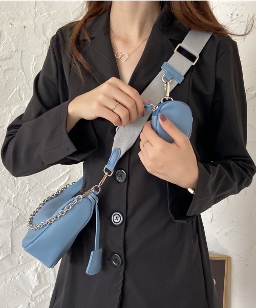 yuue' ( wear )（ユーイ）の「2way ミニポーチ付きチェーンレザーショルダーバッグ（ショルダーバッグ・レディース・ブラック/アイボリー・FREE）」の7枚目の写真