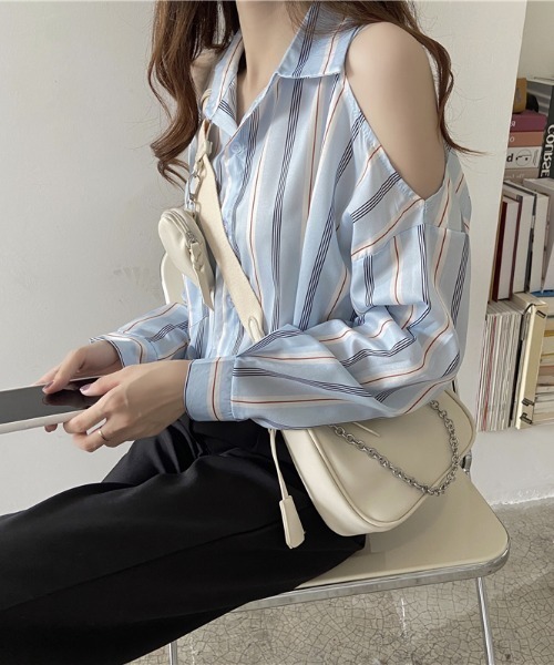yuue' ( wear )（ユーイ）の「2way ミニポーチ付きチェーンレザーショルダーバッグ（ショルダーバッグ・レディース・ブラック/アイボリー・FREE）」の10枚目の写真