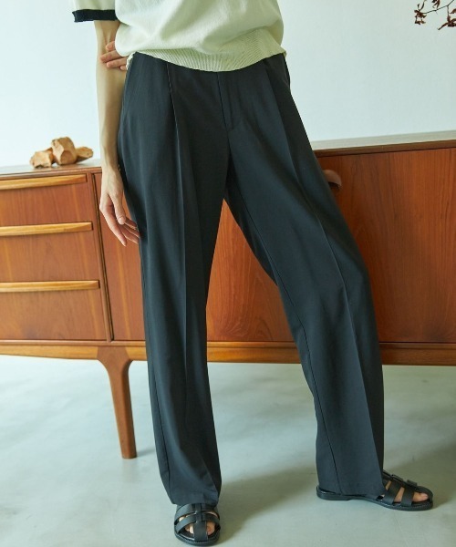 VACANCY（ヴァカンシー）の「SET UP straight slacks pants（スラックス・レディース・ブラック/ブラウン/グリーン・S/M/L/MEDIUM/TALL）」の2枚目の写真
