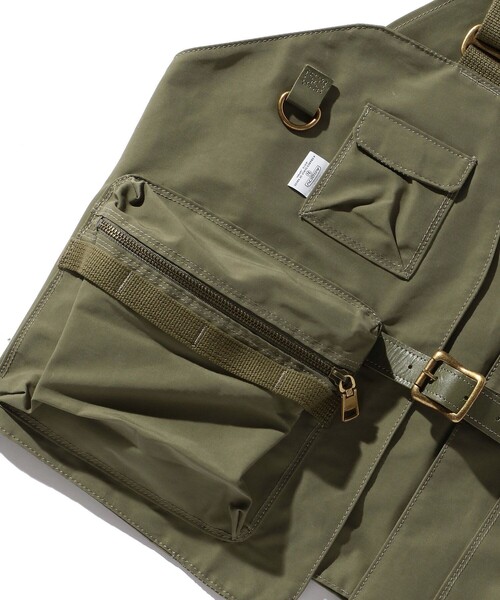 AS2OV（アッソブ）の「AS2OV/アッソブ SHRINK NYLON CAMP VEST（ベスト・メンズ・ブラック/グレー/キャメル・ONE SIZE）」の6枚目の写真