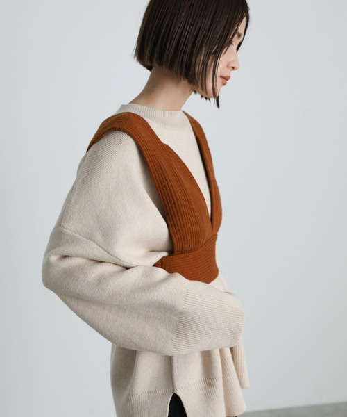 select MOCA(セレクトモカ)の「2021 AW クロップドニットビスチェ(ベスト・レディース・ブラック/ベージュ/テラコッタ・FREE)」の17枚目の写真