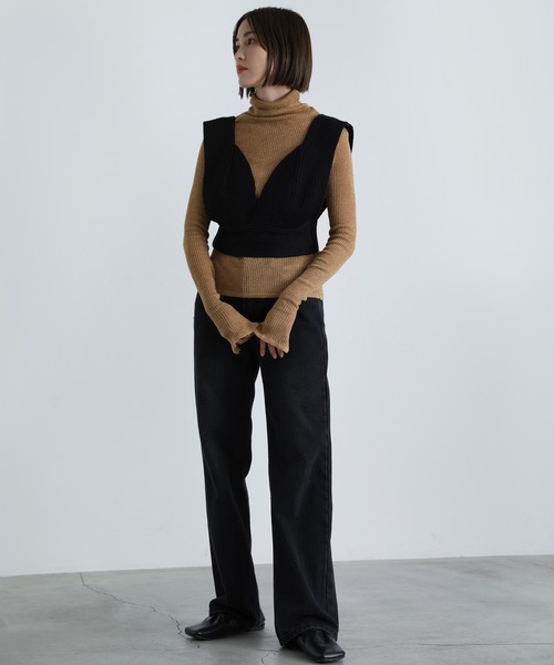 select MOCA(セレクトモカ)の「2021 AW クロップドニットビスチェ(ベスト・レディース・ブラック/ベージュ/テラコッタ・FREE)」の20枚目の写真