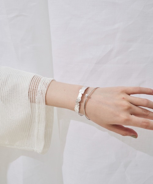 Libra Cue（リブラ キュー）の「ポイントパールニュアンスブレスレット（ブレスレット・レディース・シルバー/ゴールド・FREE）」の16枚目の写真