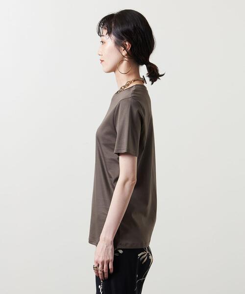 UNITED ARROWS(ユナイテッドアローズ)の「<UNITED ARROWS>コンパクト クルーネック Tシャツ B◆(Tシャツ/カットソー・レディース・ホワイト/ブラック/モカ・FREE)」の4枚目の写真