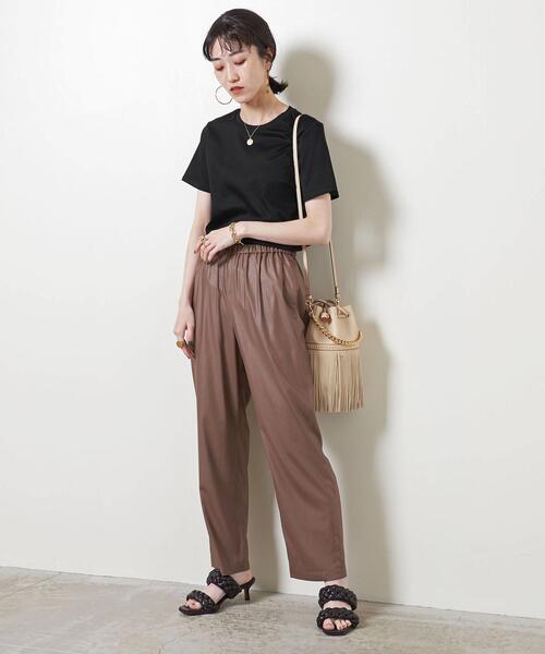 UNITED ARROWS(ユナイテッドアローズ)の「<UNITED ARROWS>コンパクト クルーネック Tシャツ B◆(Tシャツ/カットソー・レディース・ホワイト/ブラック/モカ・FREE)」の6枚目の写真