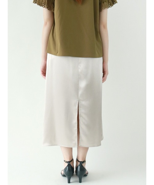 Te chichi(テチチ)の「サテンIラインスカート(スカート・レディース・ブラウン/グリーン/ベージュ・フリ-)」の10枚目の写真