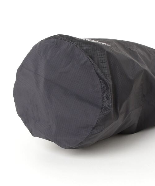 Speedo（スピード）の「Speedo/ハイドロエアウォータープルーフ ナイロンバッグ8L（エコバッグ/サブバッグ・レディース・ブラック/カーキ・FREE）」の3枚目の写真