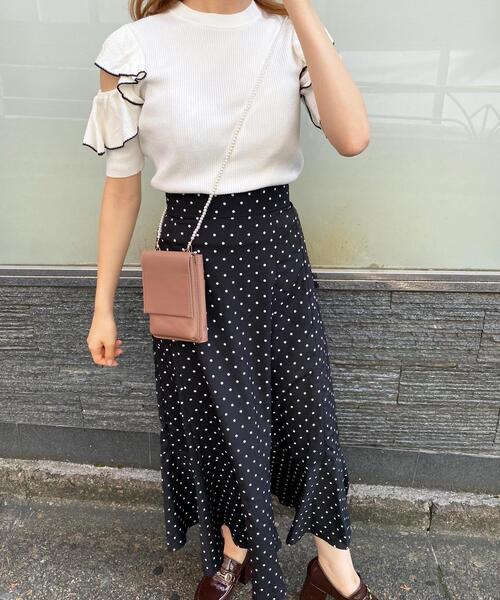 INGNI（イング）の「配色フリルニット（ニット/セーター・レディース・ホワイト×ブラック/ピンク系5/ブルー/ブラック×ホワイト・M）」の9枚目の写真