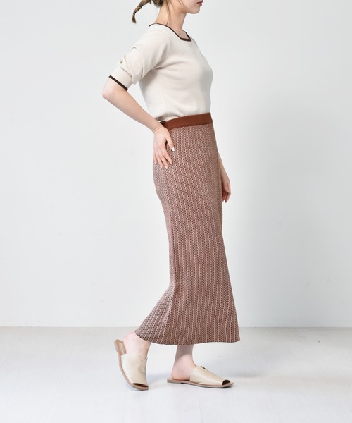 RETRO GIRL（レトロガール）の「パイピングカラーニット（ニット/セーター・レディース・ブラック/オフホワイト/オレンジ・FREE）」の16枚目の写真