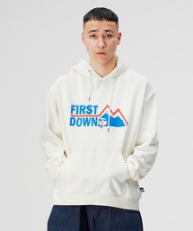 FIRST DOWN(t@[Xg_E)̃S t[fbh XEFbg(p[J[)