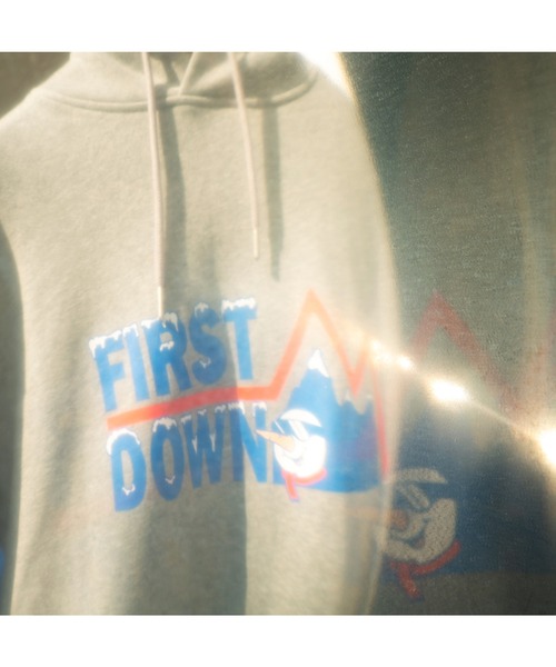 FIRST DOWN（ファーストダウン）の「ロゴ フーデッド スウェット（パーカー・メンズ・オフホワイト/杢グレー・M/L/XL）」の7枚目の写真