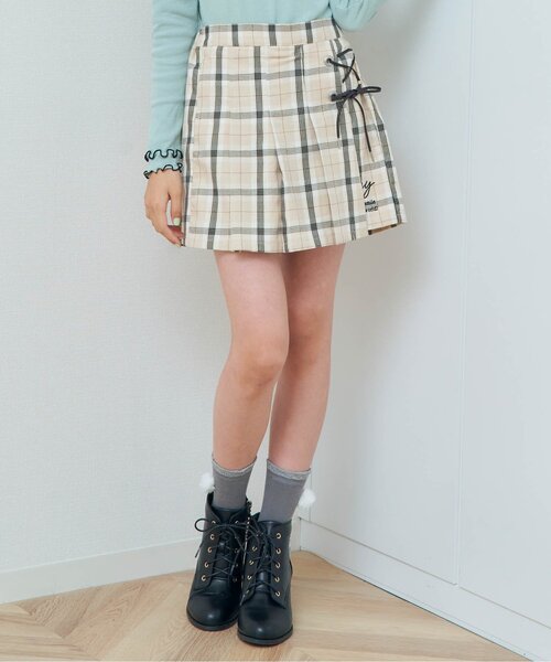 algy（アルジー）の「合皮レースアップチェックラップキュロット（その他パンツ・キッズ・ベージュ/ブラック/ブラウン/レッド・X-SMALL/SMALL/MEDIUM/XX-SMALL）」の3枚目の写真