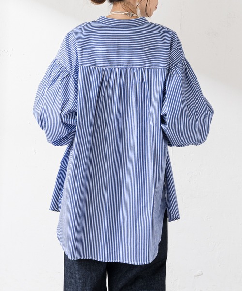 DISCOAT（ディスコート）の「【WEB限定】ストライプバンドカラーシャツ（シャツ/ブラウス・レディース・ブルー/ホワイト×ブラック/ホワイト×ネイビー/ネイビー×ホワイト/ホワイト/ブラック/ホワイト×ピンク/ホワイト×グリーン/サックスブルー・FREE）」の14枚目の写真