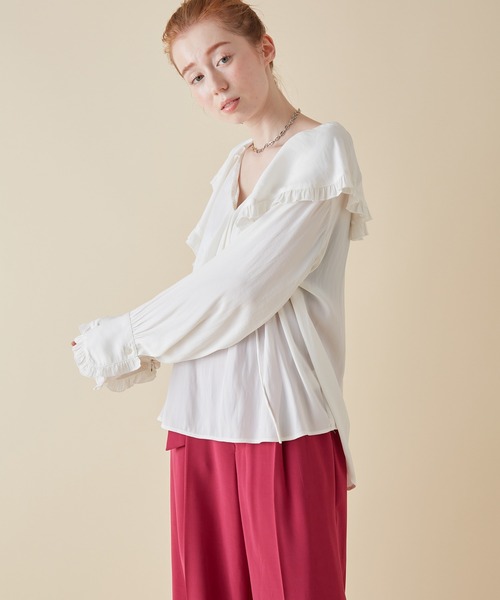 MADEMOISELLE ROPE'（マドモアゼル ロペ）の「ラッフルケープVネックブラウス（シャツ/ブラウス・レディース・オフホワイト・38）」の14枚目の写真