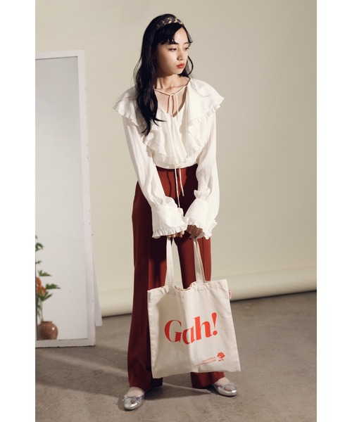 MADEMOISELLE ROPE'（マドモアゼル ロペ）の「ラッフルケープVネックブラウス（シャツ/ブラウス・レディース・オフホワイト・38）」の18枚目の写真