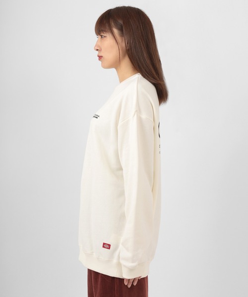 Dickies（ディッキーズ）の「【Dickies/ディッキーズ】ブランドロゴ　フロント＆バックプリント　長袖スウェット（スウェット・レディース・ホワイト/ホワイト系その他/ブラック/ダークブルー/ラベンダー/ホワイト系その他3/ブラウン/ホワイト系その他2・M/L）」の19枚目の写真