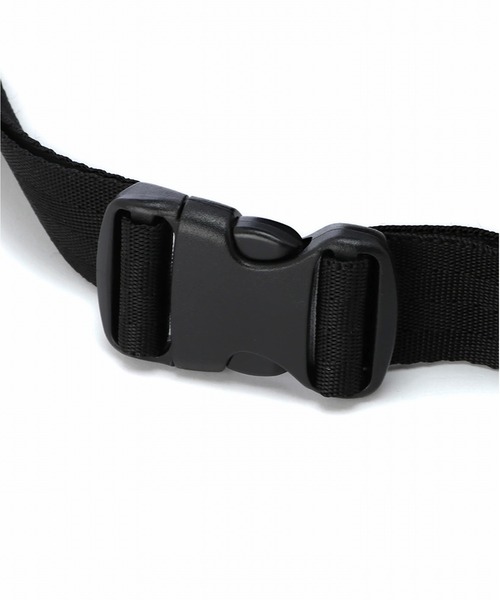 INDISPENSABLE （インディスペンサブル）の「INDISPENSABLE BELT BAG STICKY OQ / インディスペンサブル ベルトバッグ ブラック（ボディバッグ/ウエストポーチ・メンズ・ブラック・FREE）」の7枚目の写真