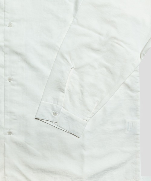 NO COFFEE（ノーコーヒー）の「ナイロンタイプライタークロスシャツ（シャツ/ブラウス・メンズ・ホワイト/ブラック/ネイビー・X-LARGE/MEDIUM/LARGE）」の5枚目の写真