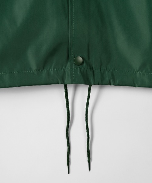 make a ray!(メイク ア レイ!)の「バックプリント カレッジロゴ コーチジャケット/ナイロンジャケット(ブルゾン・メンズ・ベージュ/グリーン/ダークブルー・M/L)」の5枚目の写真