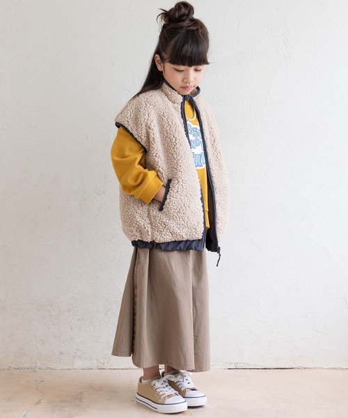 JAM & LINK(ジャムアンドリンク)の「もこもこボアベスト(ベスト・キッズ・ブラック/ベージュ・110cm/120cm/130cm/140cm/150cm/100cm)」の4枚目の写真