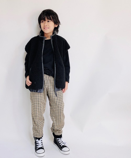 JAM & LINK(ジャムアンドリンク)の「もこもこボアベスト(ベスト・キッズ・ブラック/ベージュ・110cm/120cm/130cm/140cm/150cm/100cm)」の17枚目の写真