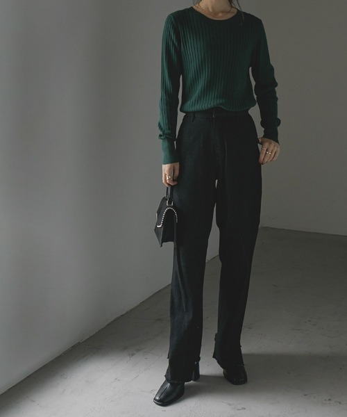 Fashion Letter(ファッションレター)の「ラウンドネックリブニット(ニット/セーター・レディース・ブラック/ダークグリーン/杢グレー/バーガンディー/グレイッシュベージュ・LL~3L/4L~5L/M~L)」の15枚目の写真