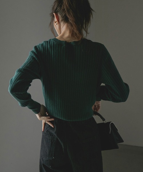 Fashion Letter(ファッションレター)の「ラウンドネックリブニット(ニット/セーター・レディース・ブラック/ダークグリーン/杢グレー/バーガンディー/グレイッシュベージュ・LL~3L/4L~5L/M~L)」の16枚目の写真