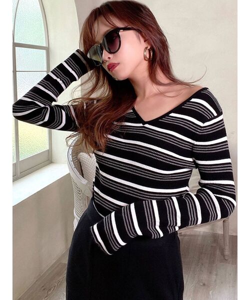 RESEXXY（リゼクシー）の「リブVネックニットトップス（ニット/セーター・レディース・アイボリー/ブラック/モカ/その他1・FREE）」の7枚目の写真