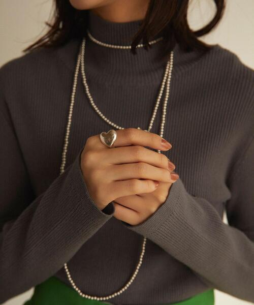 PHILIPPE AUDIBERT（フィリップ オーディベール）の「＜PHILIPPE AUDIBERT＞plump ハート リング ＜Select by EMMEL REFINES＞（リング・レディース・シルバー・12）」の9枚目の写真