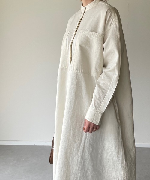 y/m by misato（イムバイミサト）の「ビッグポケットシャツワンピース（シャツワンピース・レディース・オフホワイト・FREE）」の9枚目の写真