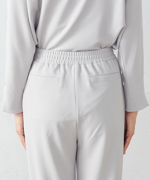 COMME CA ISM（コムサイズム）の「【セットアップ対応】　タックパンツ（スラックス・レディース・ライトグレー/ブラック/ネイビー・MEDIUM/LARGE）」の6枚目の写真