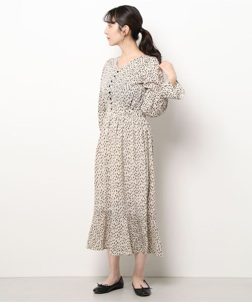 KOBE LETTUCE（コウベレタス）の「Vネックマーメイドワンピース（ワンピース・レディース・ホワイト系その他/ブラック系その他/グリーン系その他・FREE）」の10枚目の写真