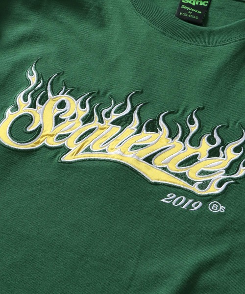 SEQUENZ(シークエンズ)の「SEQUENZ / FLAME COLLEGE WAPPEN SHORT SLEEVE TEE / ファイヤー カレッジ ロゴ 半袖Tシャツ(Tシャツ/カットソー・メンズ・ホワイト/ブラック/グレー/ラベンダー/グリーン系その他2/その他3/その他4/その他1/その他5/その他2/その他6/グリーン系その他/ブルー・MEDIUM/LARGE/X-LARGE)」の22枚目の写真