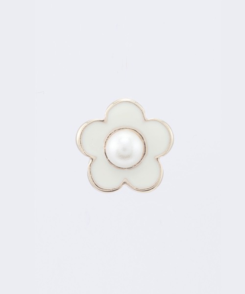 MARY QUANT(マリークワント)の「スモールエポデイジー ピアス(ピアス(両耳用)・レディース・ピンクゴールド/シルバー/ゴールド・FREE)」の4枚目の写真