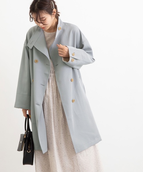 POU DOU DOU（プードゥドゥ）の「ポリエステルソフトギャバスタンドカラーコート（トレンチコート・レディース・ライトブルー/ベージュ/カーキ・3）」の8枚目の写真