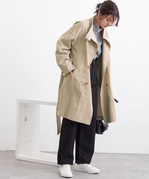 POU DOU DOU（プードゥドゥ）の「ポリエステルソフトギャバスタンドカラーコート（トレンチコート・レディース・ライトブルー/ベージュ/カーキ・3）」の22枚目の写真