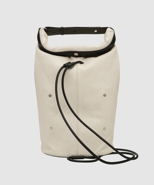 JIL SANDER（ジルサンダー）の「ROLL DUFFLE SM（バックパック/リュック・レディース・ライトベージュ・U）」の4枚目の写真