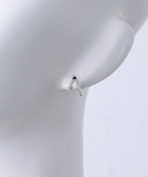UNITED ARROWS（ユナイテッドアローズ）の「＜UNITED ARROWS＞V-SHAPED ピアス（ピアス（両耳用）・レディース・シルバー/ゴールド・FREE）」の10枚目の写真