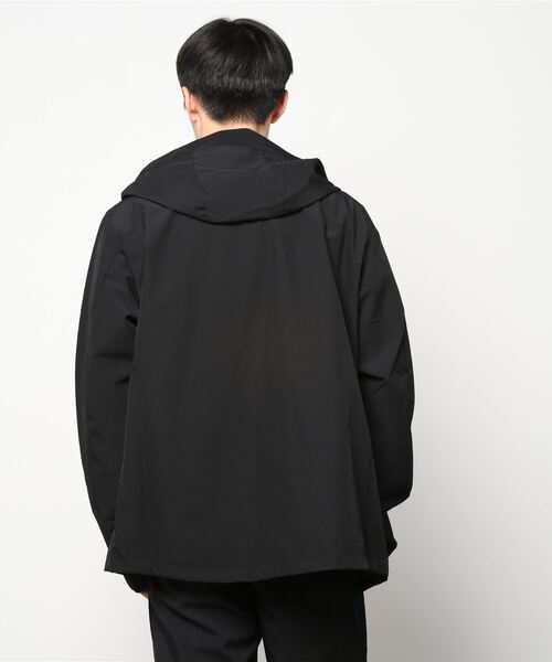 JOHN'S CLOSET(ジョンズクローゼット)の「【13】ミニリップストレッチマウンテンパーカー(マウンテンパーカー・メンズ・ブラウン/チャコールグレー/ブラック・LARGE/MEDIUM)」の16枚目の写真