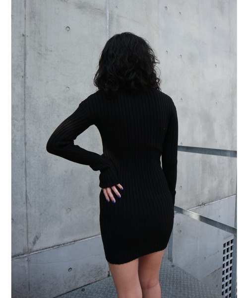 FIG&VIPER（フィグアンドバイパー）の「ヘンリーネックリブニットOP（ワンピース・レディース・ブラック/グレー・FREE）」の5枚目の写真