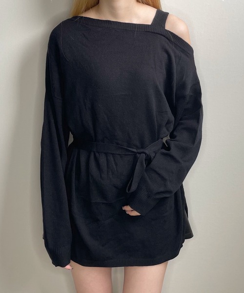 shopnikoniko(ショップニコニコ)の「ウエストマーク ワンショルダーニット(Tシャツ/カットソー・レディース・テラコッタ/ブラック/アイボリー/ベージュ・フリー)」の3枚目の写真