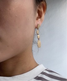 emouv by est（エモーヴバイエスト）の「emouv by est ユニークプレートロングピアス（ピアス（両耳用））」