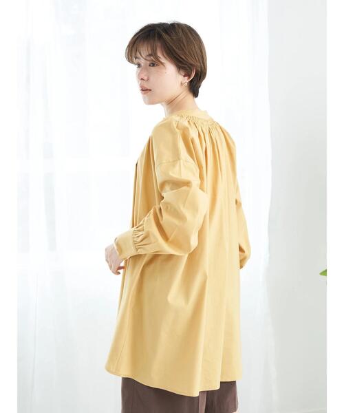 earth music&ecology（アースミュージックアンドエコロジー）の「シャーリングスキッパーチュニック（Tシャツ/カットソー・レディース・イエロー/ベージュ/オフホワイト/カーキ・FREE）」の12枚目の写真